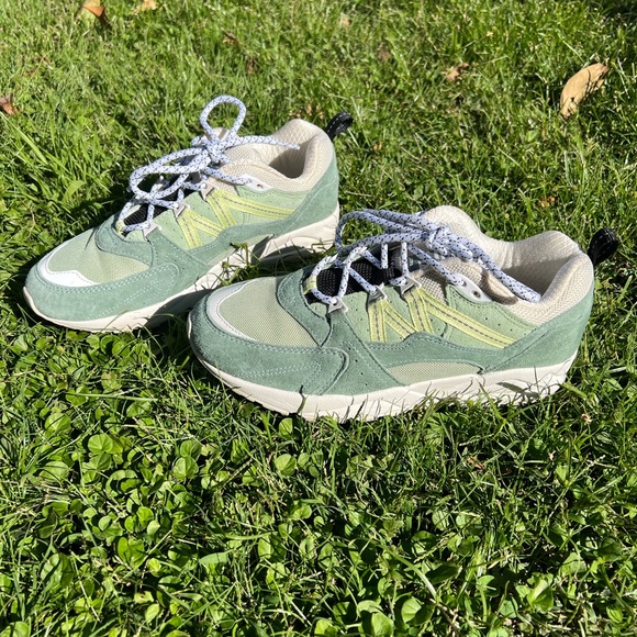 Karhu Fusion 2.0 green/white Leather Low Top Running Shoe Sneaker Size 6.5 - Picture 2 of 8